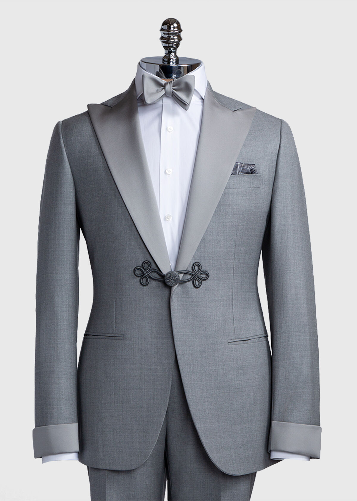 Super 150s Wool Peak Lapel Dinner Jacket
