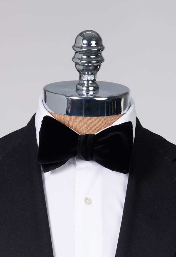 Paul Stuart <div>Stretch Velvet Blunt Edge Bow Tie</div>, image 2