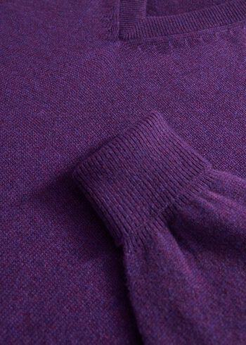 Paul Stuart Classic Cashmere V-Neck Sweater