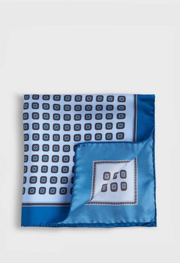 Paul Stuart Silk Small Medallion Pocket Square