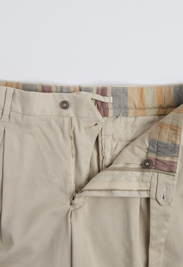 Paul Stuart Solid Gurkha Bermuda Short, image 3