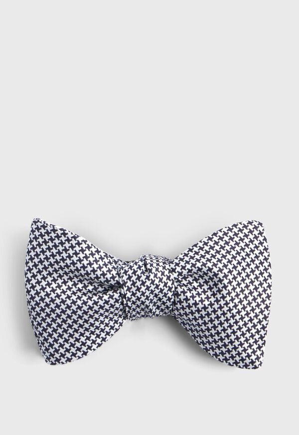 Paul Stuart Black & White Houndstooth Bow Tie, image 1