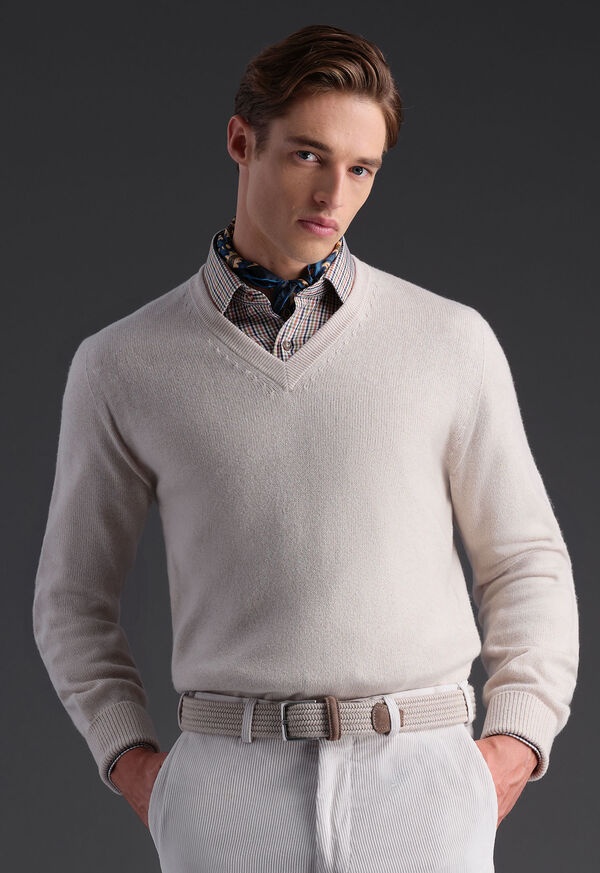 Paul Stuart Classic Cashmere V-Neck Sweater, image 4