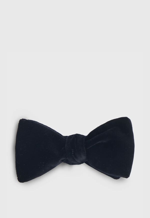 Paul Stuart Blunt Edge Velvet Bow Tie, image 1
