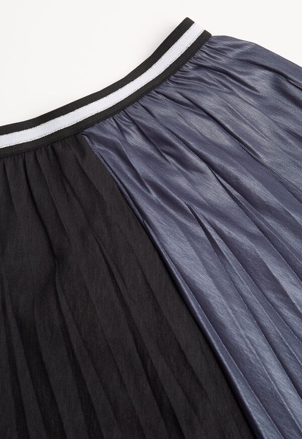 Paul Stuart Pleated Skirt with Stripe Waist Band, image 2