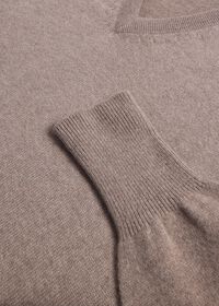 Paul Stuart Classic Cashmere V-Neck Sweater, thumbnail 38