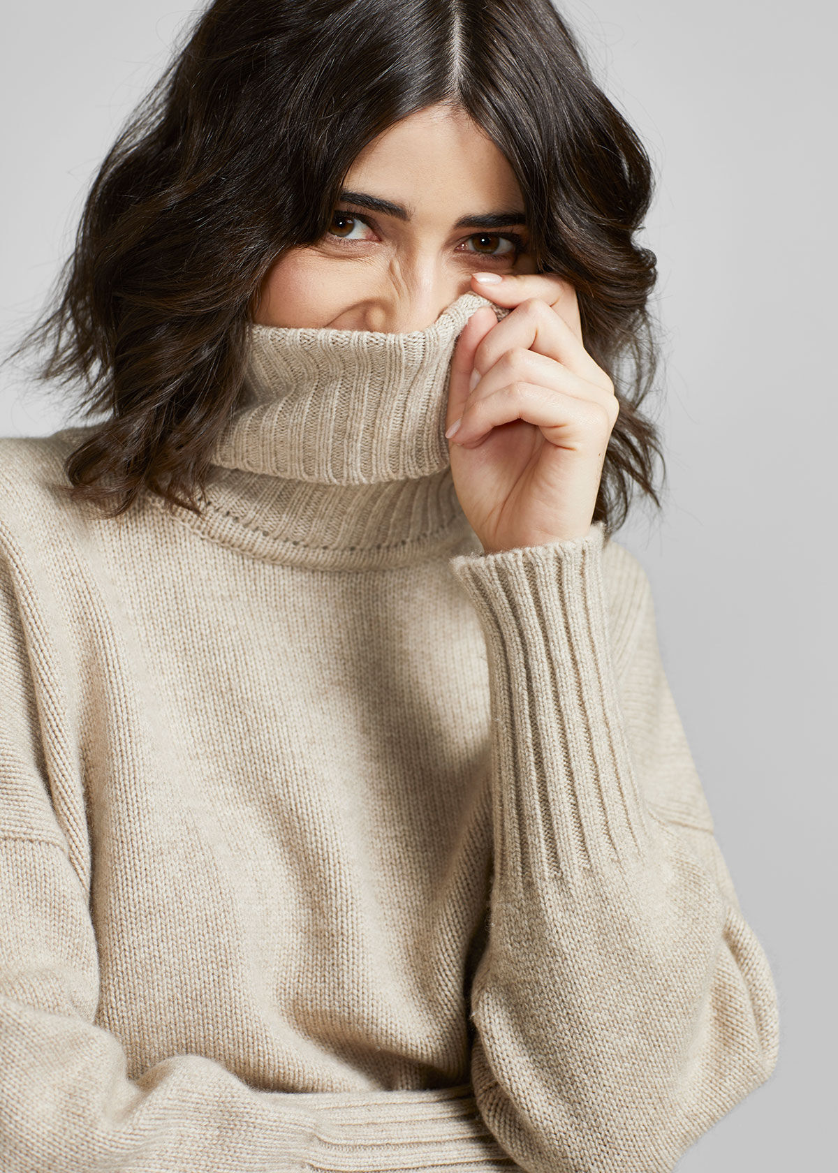 人気ブランド Cashmere Sweater Turtleneck Cropped トップス