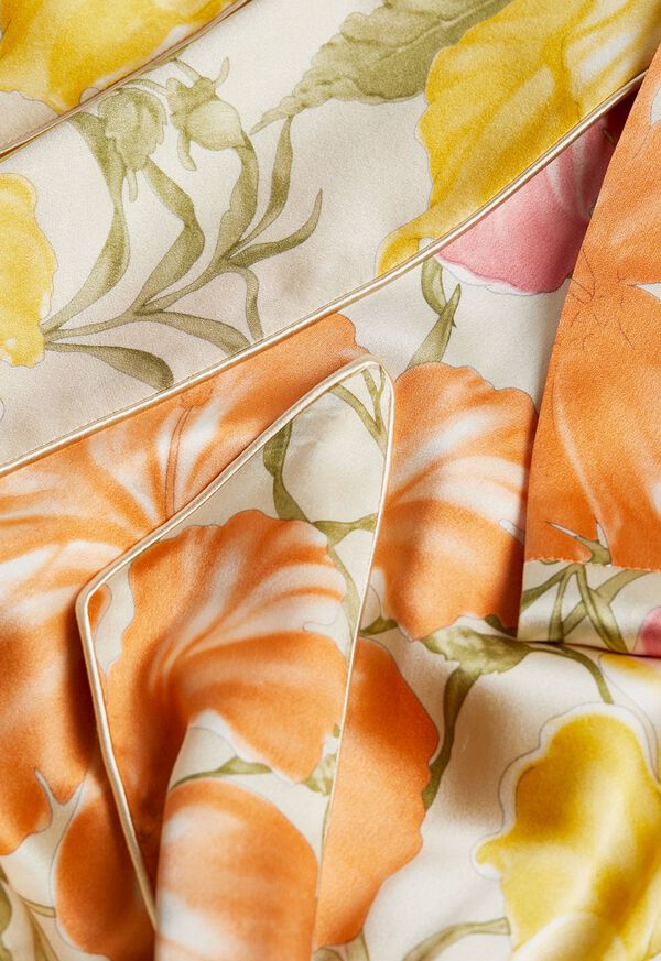 Paul Stuart Hibiscus Motif Silk Robe, image 2
