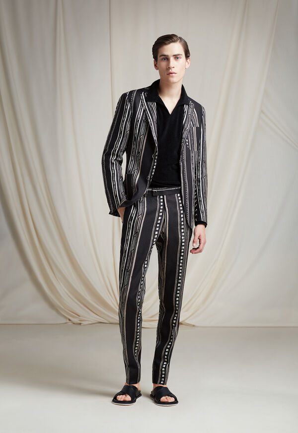 Paul Stuart The Exotic Linen Suit Look, image 1