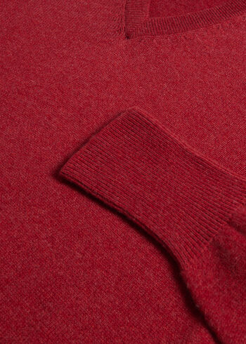 Paul Stuart Classic Cashmere V-Neck Sweater