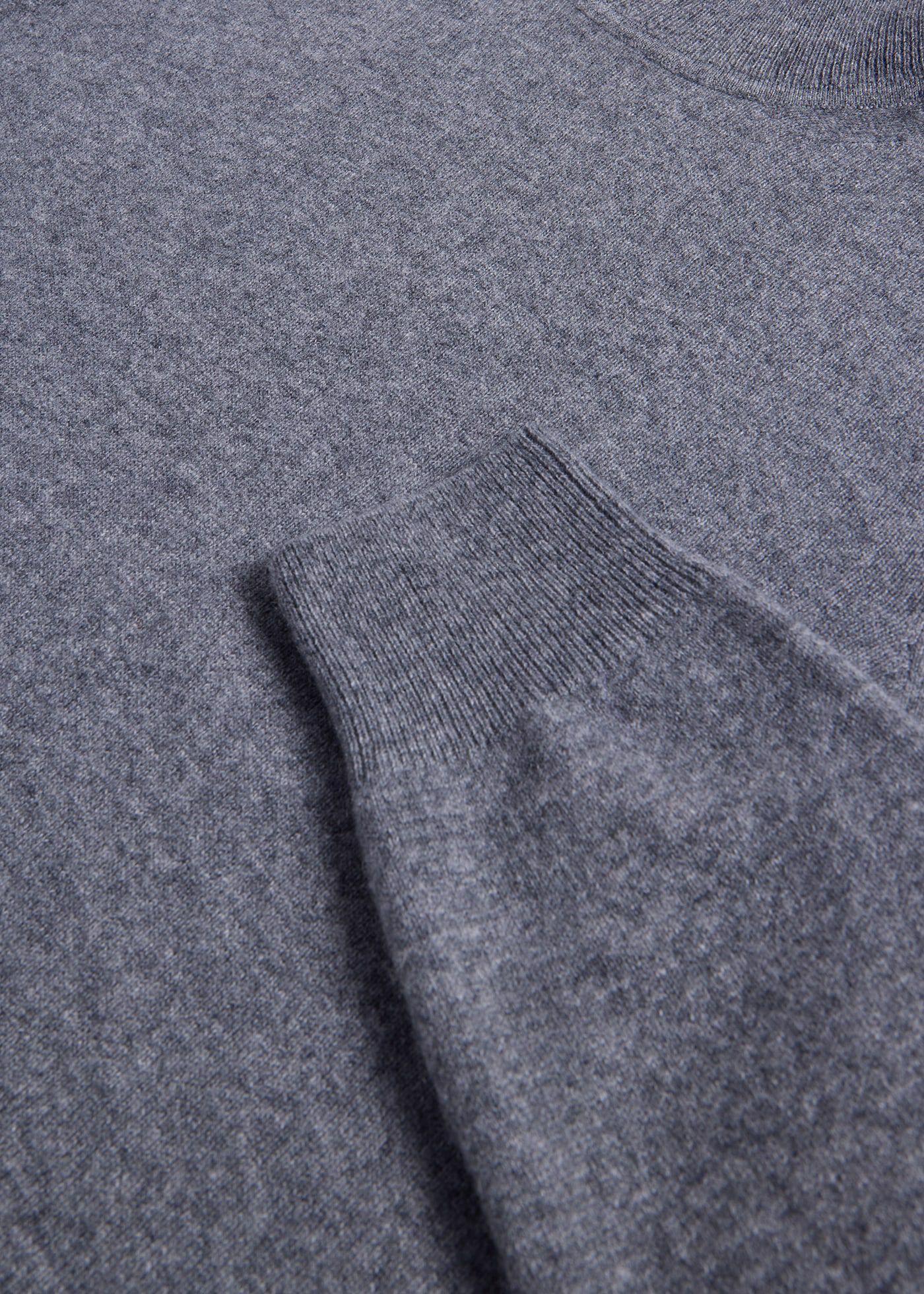 Cashmere Turtleneck