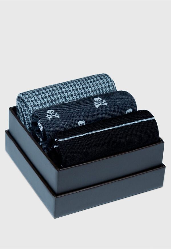Assorted 3 Piece Socks Set