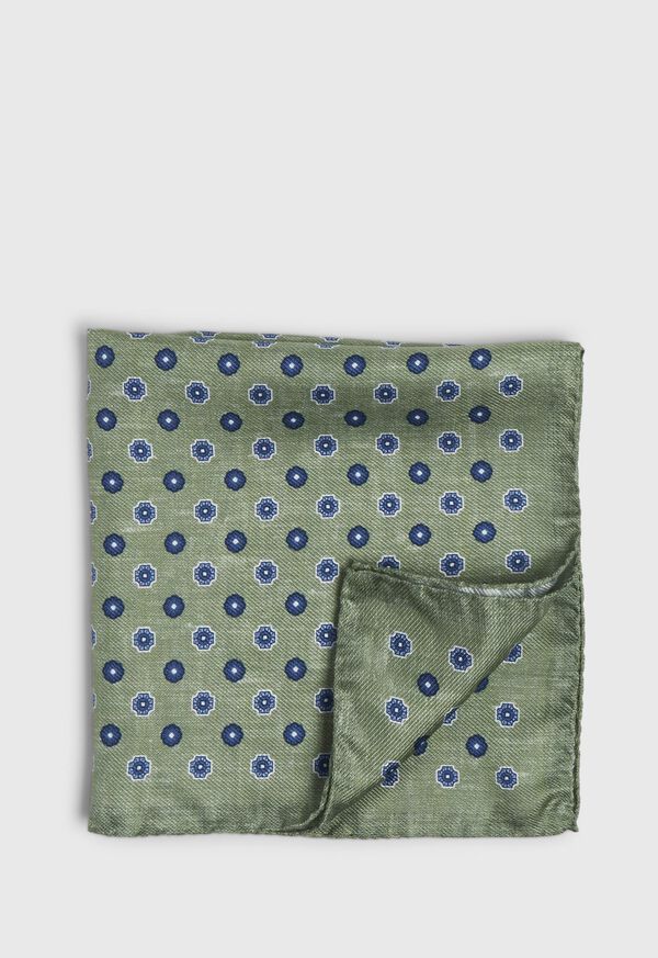 Paul Stuart Medallion Silk Pocket Square