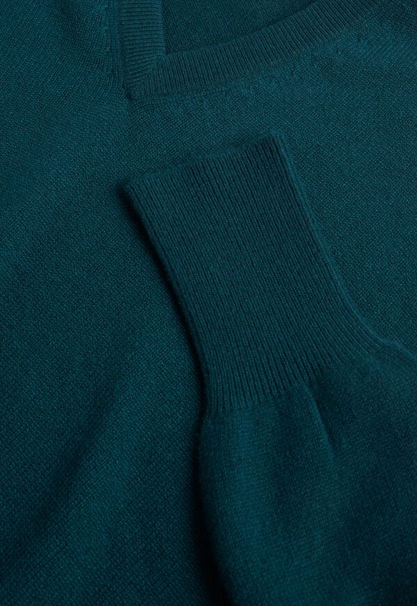 Paul Stuart Classic Cashmere V-Neck Sweater, image 2