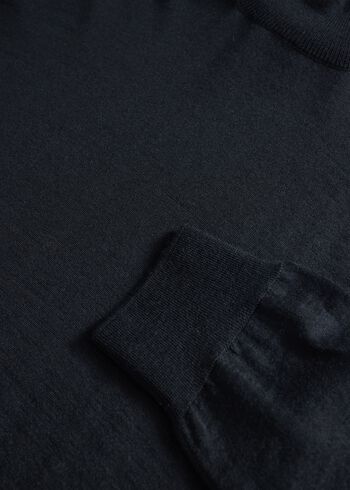 Paul Stuart Silk & Cashmere Turtleneck