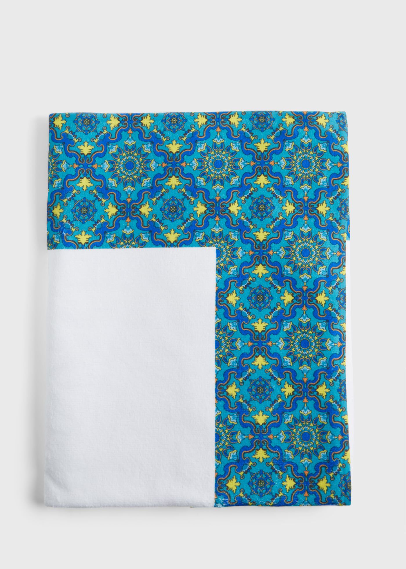 Geo print towels deals