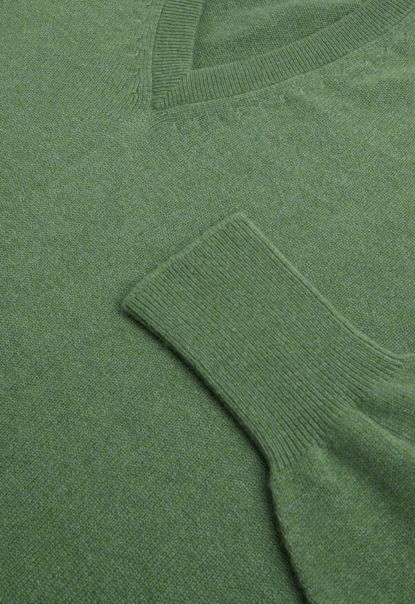 Paul Stuart Classic Cashmere V-Neck Sweater, image 69