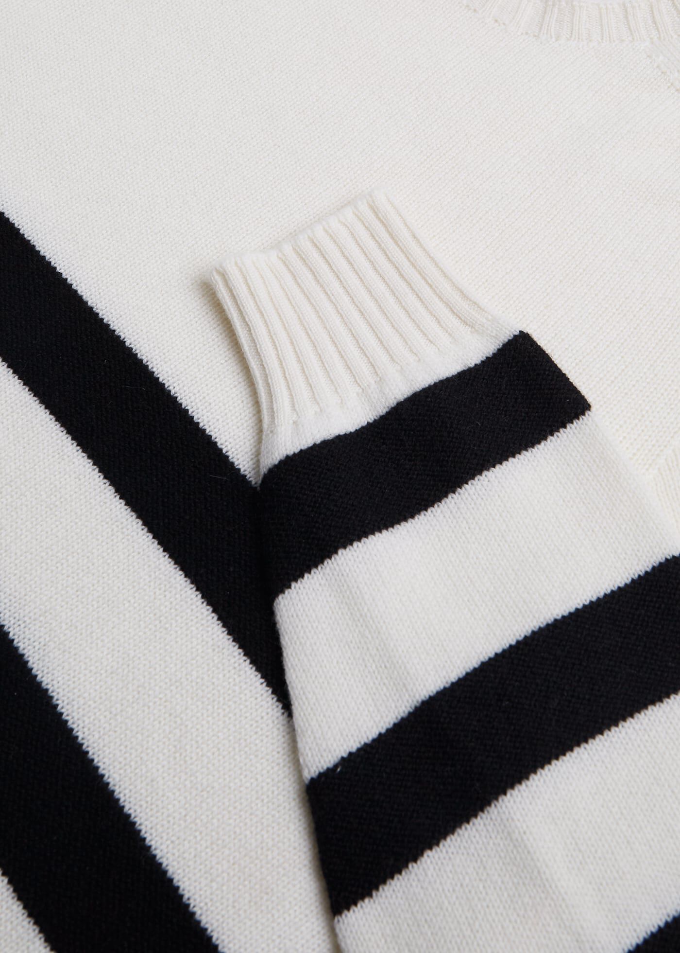 Black and white cashmere sweater on sale