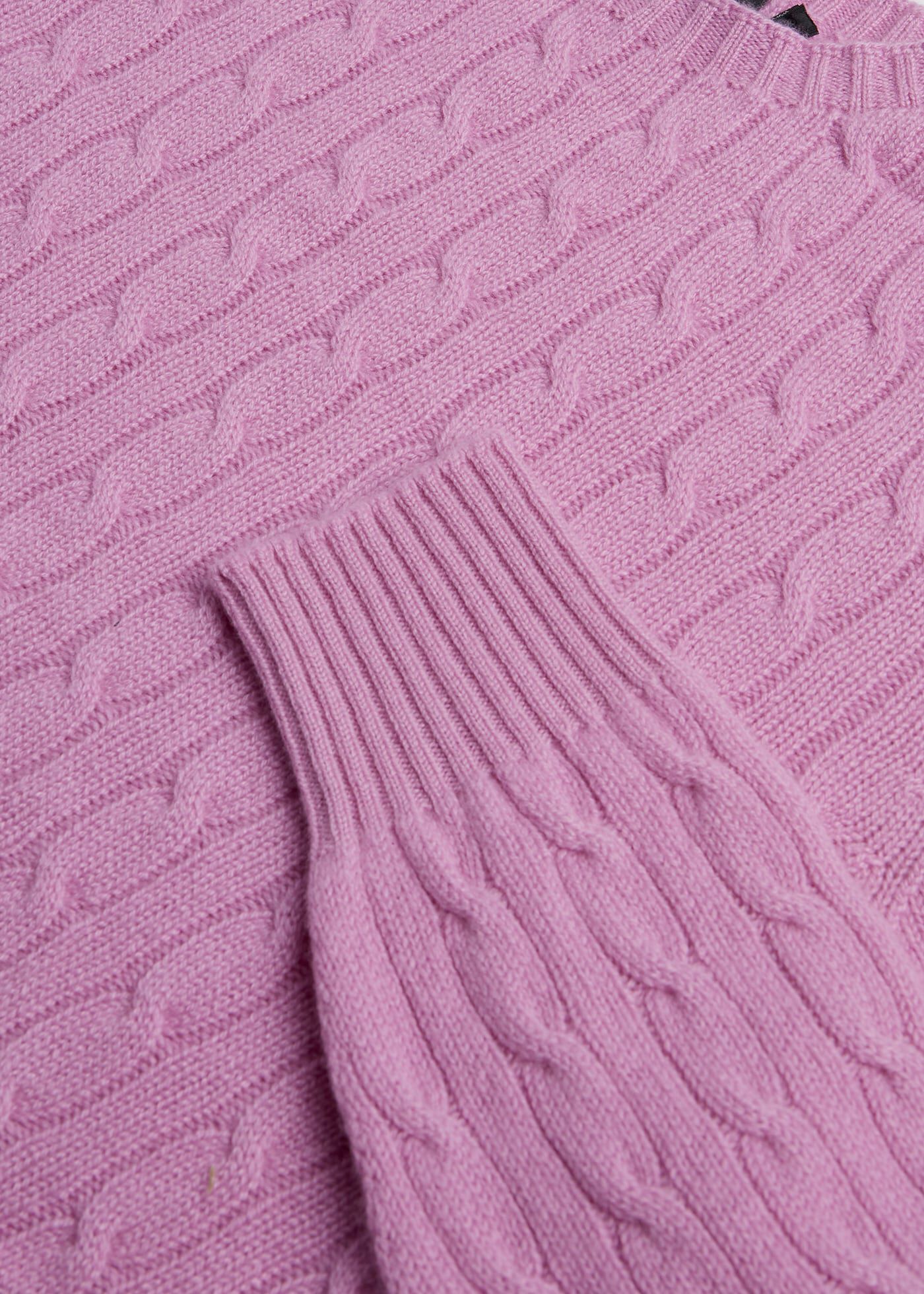 Cable Knit Pullover Sweater Cable Knit Pullover Sweater